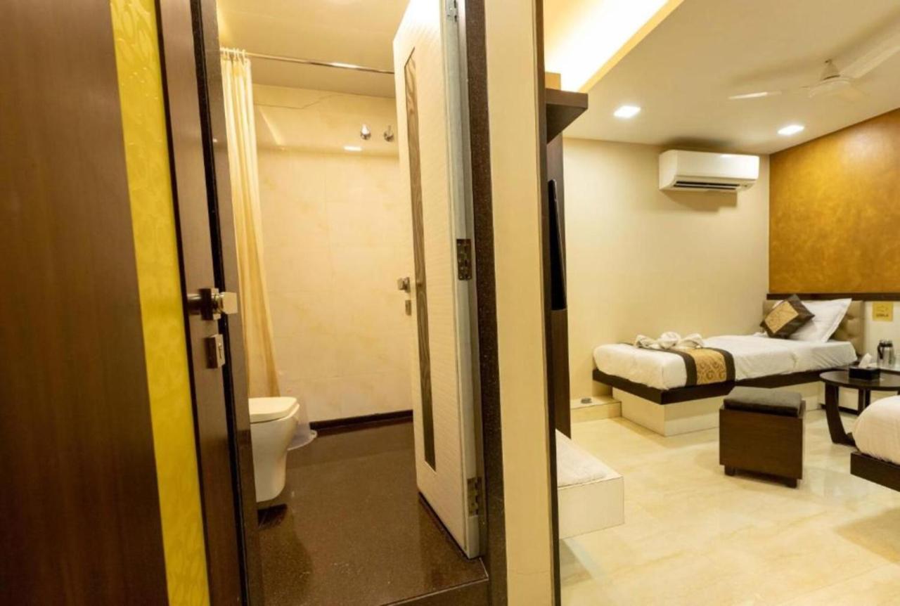 Colaba Suites - Near Taj Hotel, Мумбаї Екстер'єр фото