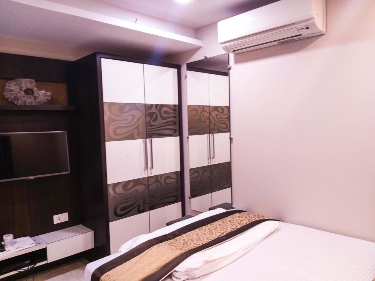 Colaba Suites - Near Taj Hotel, Мумбаї Екстер'єр фото