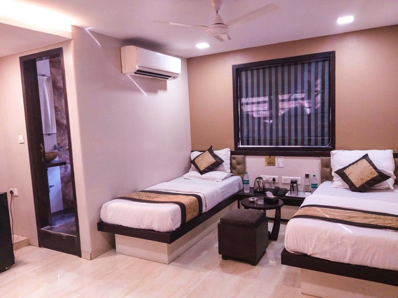 Colaba Suites - Near Taj Hotel, Мумбаї Екстер'єр фото