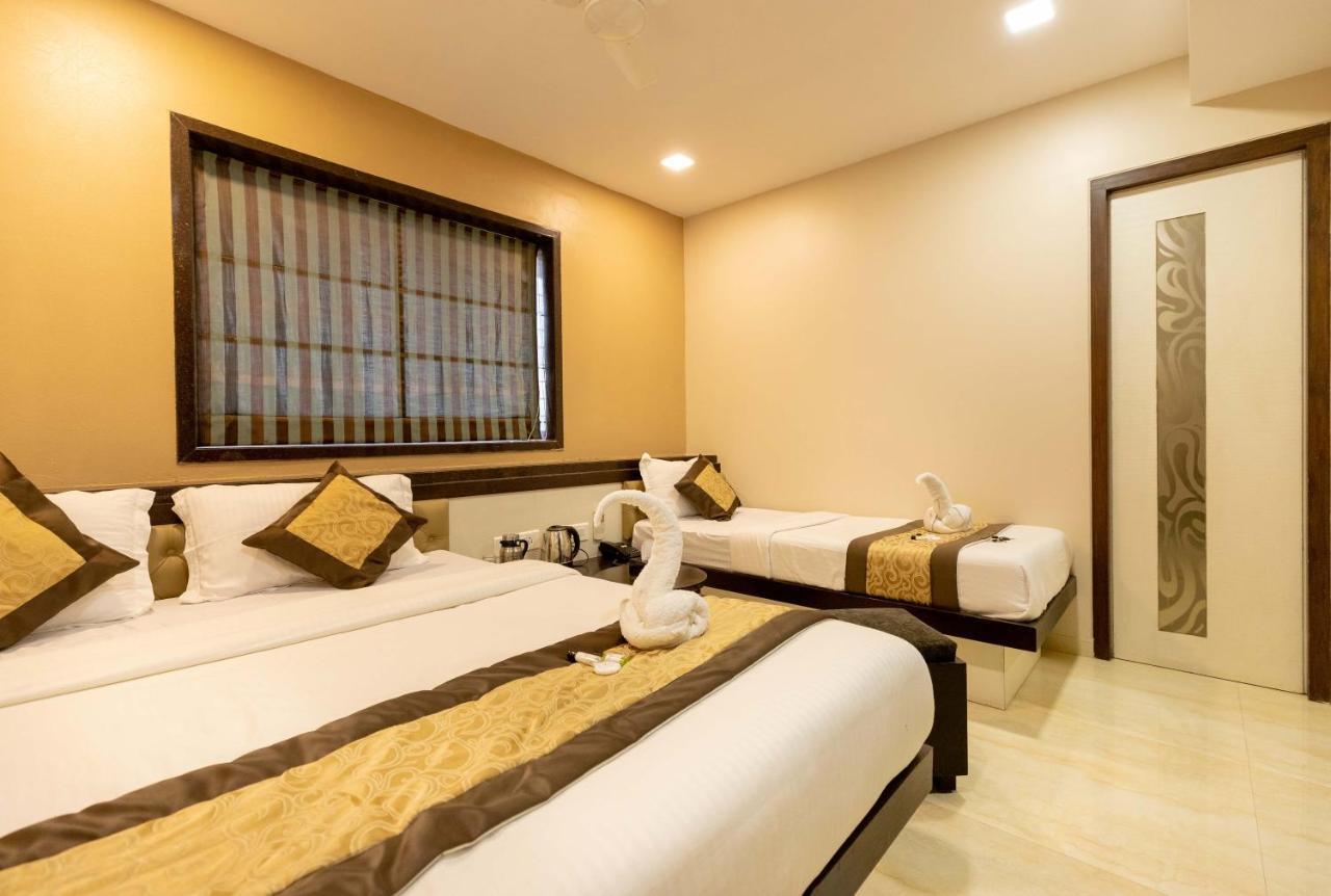 Colaba Suites - Near Taj Hotel, Мумбаї Екстер'єр фото