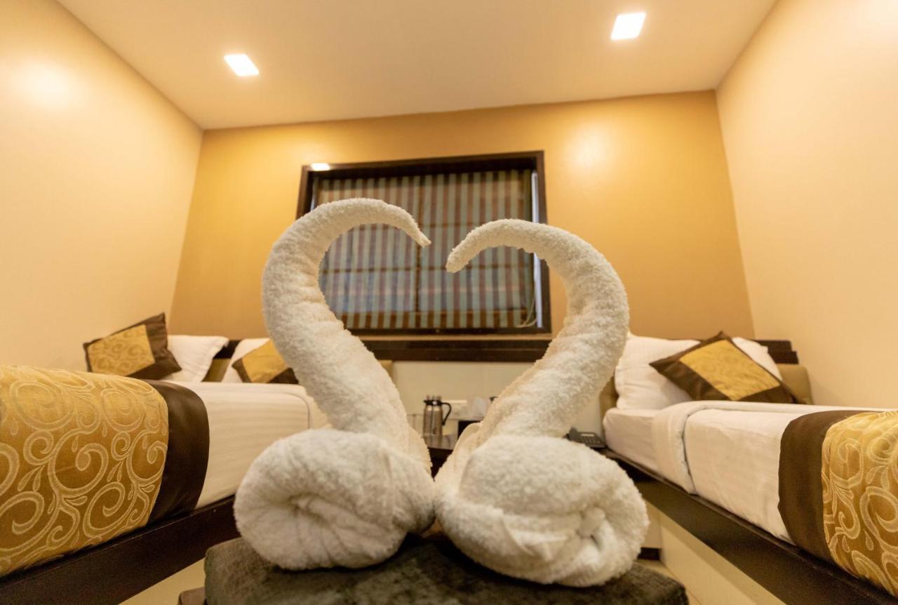 Colaba Suites - Near Taj Hotel, Мумбаї Екстер'єр фото